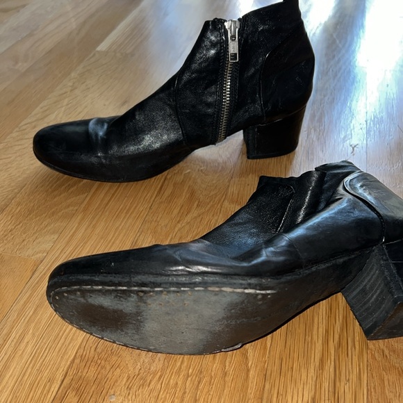 Officine Creative black leather zip ankle boot - Picture 2 of 5